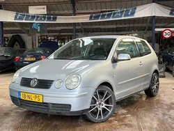 Grijs Gebruikt 2003 VW Polo Hatchback | € 1.499 (Eerlijke prijs)