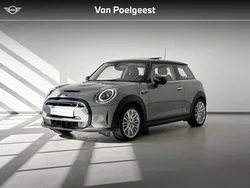 Moonwalk grey metallic (grijs metallic) Gebruikt 2021 Mini Cooper Hatchback | € 21.995 (Eerlijke prijs)
