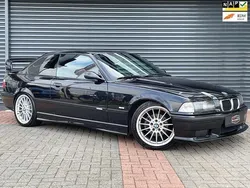 Zwart Gebruikt 1996 BMW 318 Gran Turismo Executive Coupé | € 17.500