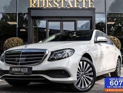 Wit, metallic lak Gebruikt 2017 Mercedes E400 AMG Sedan | € 37.900 (Goede deal)