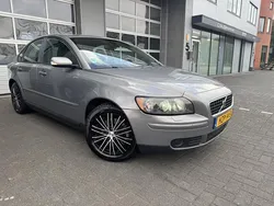 Grijs Gebruikt 2006 Volvo S40 Sedan | € 4.750 (Eerlijke prijs)