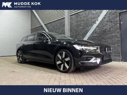 Zwart Gebruikt 2024 Volvo V60 Plus Stationwagen | € 49.400 (Duur)