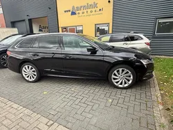 Zwart Gebruikt 2021 Skoda Octavia Stationwagen | € 25.400 (Goede deal)