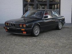 Zwart Gebruikt 1988 BMW 325 Comfort Edition | € 4.950