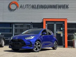 Blauw Nieuw 2025 Toyota Yaris Hybrid Hatchback | € 28.940 (Eerlijke prijs)