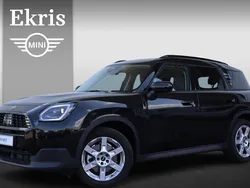 Midnight black ii (zwart metallic) Gebruikt 2024 Mini Countryman SUV | € 39.750