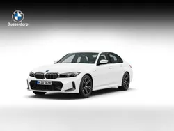 Wit Nieuw 2025 BMW 330e Sedan | € 60.193 (Eerlijke prijs)