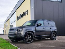 Grijs Gebruikt 2025 Land Rover Defender HSE Dynamic SUV | € 114.950 (Duur)