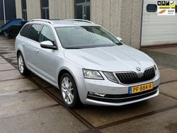 Grijs (metallic) Gebruikt 2017 Skoda Octavia Business Line Stationwagen | € 9.250 (Eerlijke prijs)