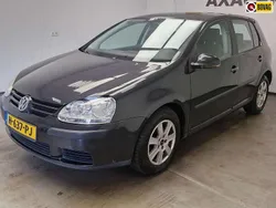 Zwart, metallic lak Gebruikt 2005 VW Golf IV Trendline Hatchback | € 3.495 (Duur)