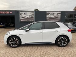 Wit Gebruikt 2020 VW ID.3 Hatchback | € 12.995 (Eerlijke prijs)