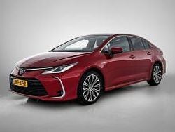 Rood metallic Gebruikt 2020 Toyota Corolla Sedan | € 22.950 (Eerlijke prijs)