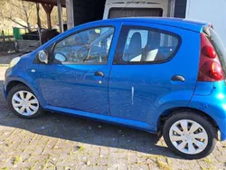 Blauw Gebruikt 2013 Peugeot 107 Access Hatchback | € 3.500 (Goede deal)