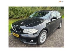 Zwart Gebruikt 2005 BMW 116 Hatchback | € 2.299 (Eerlijke prijs)