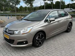 Beige Gebruikt 2012 Citroën C4 Hatchback | € 4.750 (Iets duurder)