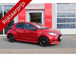 Rood Gebruikt 2023 Toyota Yaris Hybrid Executive Hatchback | € 26.900 (Duur)