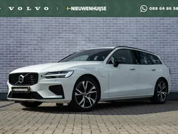 Wit Gebruikt 2020 Volvo V60 R-Design Stationwagen | € 33.899 (Eerlijke prijs)