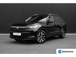 Zwart Gebruikt 2024 VW Tiguan Life SUV | € 41.845 (Super prijs)