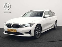 Wit Gebruikt 2020 BMW 330e Comfort Edition Stationwagen | € 27.240 (Super prijs)
