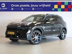 Zwart Gebruikt 2024 Lynk & Co 01 SUV | € 29.900 (Eerlijke prijs)