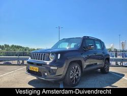 Zwart, metallic lak Gebruikt 2023 Jeep Renegade Altitude SUV | € 36.490 (Duur)