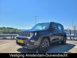 Zwart, metallic lak Gebruikt 2023 Jeep Renegade Altitude SUV | € 36.490 (Duur)