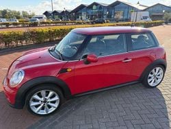Rood Gebruikt 2014 Mini ONE Hatchback | € 4.950 (Super prijs)