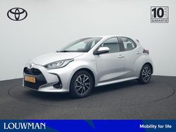 Grijs Gebruikt 2021 Toyota Yaris Hybrid Edition Hatchback | € 21.685 (Eerlijke prijs)