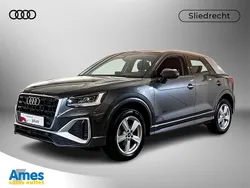 Grijs Gebruikt 2023 Audi Q2 Comfort SUV | € 31.495 (Eerlijke prijs)