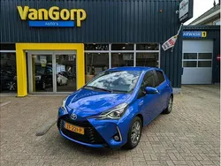Blauw Gebruikt 2019 Toyota Yaris Hatchback | € 17.995 (Eerlijke prijs)