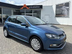 Blauw Gebruikt 2015 VW Polo Comfortline Hatchback | € 9.740 (Eerlijke prijs)