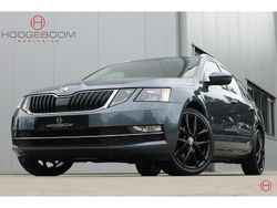 Grijs Gebruikt 2017 Skoda Octavia Style Stationwagen | € 15.900