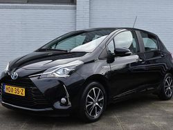 Zwart Gebruikt 2020 Toyota Yaris Limited Hatchback | € 18.499 (Eerlijke prijs)