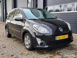 Zwart Gebruikt 2011 Renault Twingo Night&Day Hatchback | € 2.450 (Eerlijke prijs)