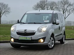 N.v.t. Gebruikt 2018 Opel Combo MPV | € 5.900 (Iets duurder)