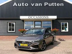 Bruin, metallic lak Gebruikt 2022 Hyundai i30 N Line Hatchback | € 19.245 (Eerlijke prijs)
