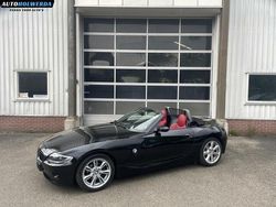 Zwart Gebruikt 2005 BMW Z4 Sport Line Cabriolet | € 11.950 (Eerlijke prijs)