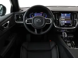 Grijs Gebruikt 2025 Volvo V60 Plus Stationwagen | € 49.890 (Iets duurder)