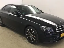 Zwart Gebruikt 2020 Mercedes E300 AMG line Sedan | € 44.940 (Duur)
