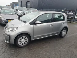 Grijs Gebruikt 2017 VW up! move up! Hatchback | € 8.430 (Iets duurder)