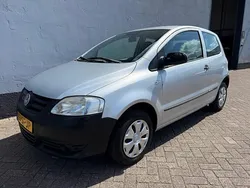 Grijs Gebruikt 2005 VW Fox Trendline Hatchback | € 899 (Eerlijke prijs)