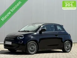 Zwart Gebruikt 2022 Fiat 500e Icon Hatchback | € 14.895 (Goede deal)