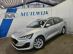 Grijs, metallic lak Gebruikt 2022 Ford Focus Stationwagen | € 18.900 (Iets duurder)