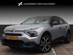 Grijs Gebruikt 2022 Citroën e-C4 Feel SUV | € 17.445 (Goede deal)