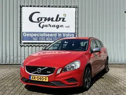 Rood Gebruikt 2011 Volvo V60 R-Design Stationwagen | € 8.750 (Duur)