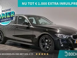 Saphirschwarz metallic (zwart metallic) Gebruikt 2016 BMW 330e Executive Sedan | € 18.845 (Eerlijke prijs)