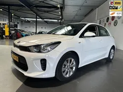 Wit Gebruikt 2017 Kia Rio Hatchback | € 8.599 (Iets duurder)