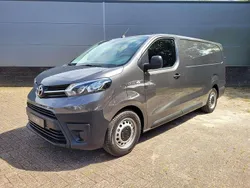 Grijs Nieuw 2024 Toyota Proace Live Van | € 49.980