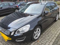 Zwart Gebruikt 2013 Volvo V60 R-Design Stationwagen | € 6.000 (Iets duurder)