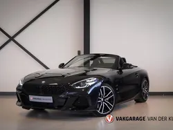 Zwart, metallic lak Gebruikt 2023 BMW Z4 M Sport Cabriolet | € 56.950 (Eerlijke prijs)